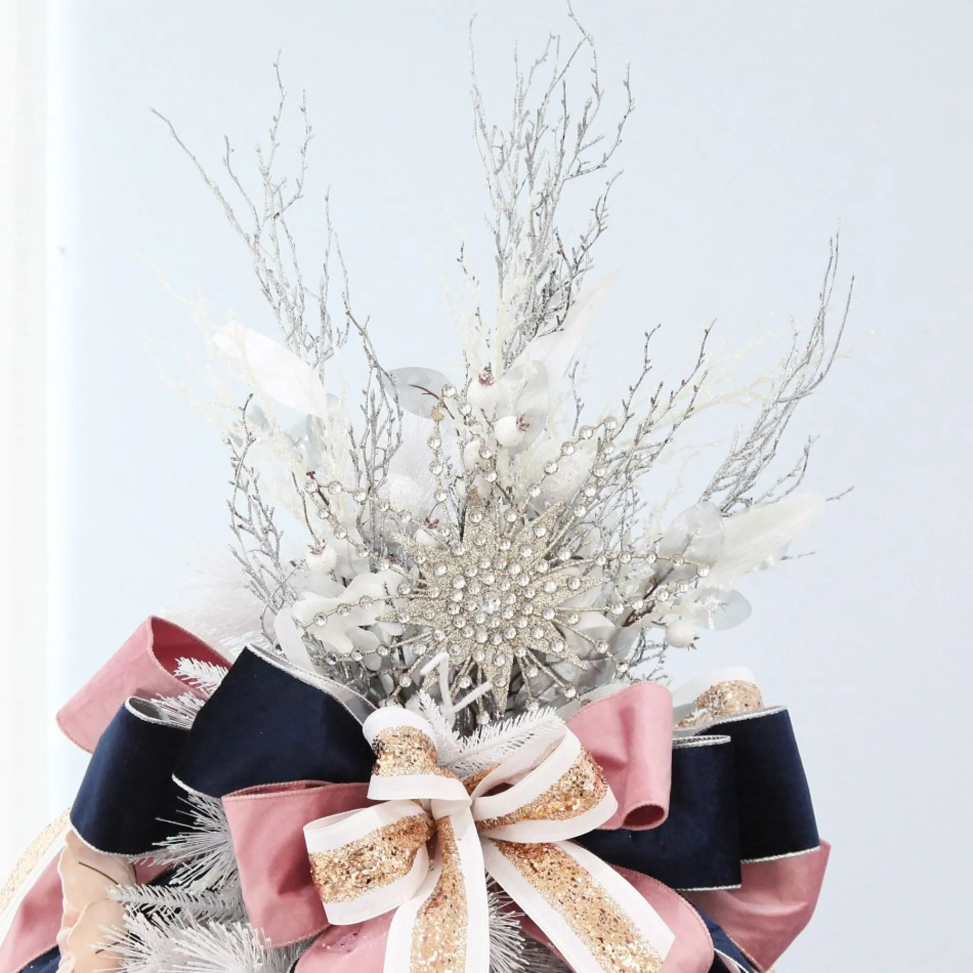 Elegant Metal and Jewel Tree Topper Best Sale