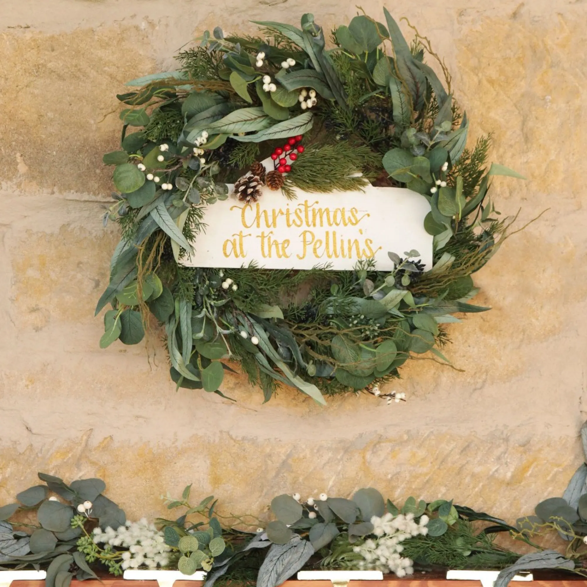Personalised Arched Country Christmas Wood Plaque with Red Berry Cheap