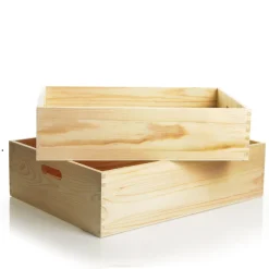 Personalised Christmas Eve Wooden Crate - Wreath Design Online