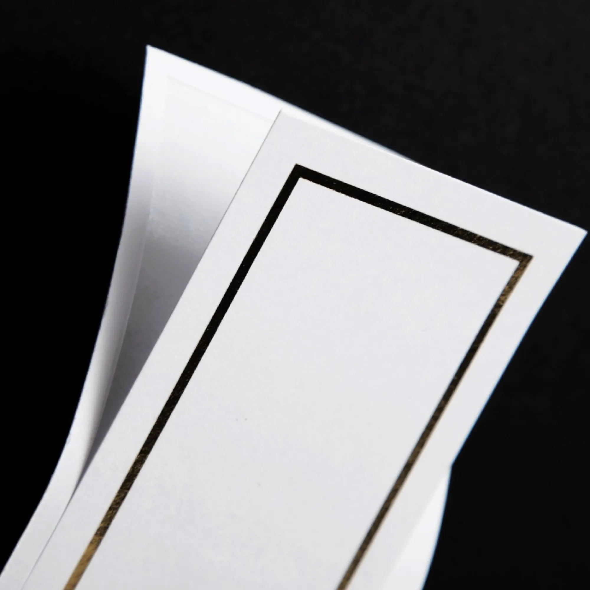 Personalised Green Swirling Holly Bon Bon - Single Discount