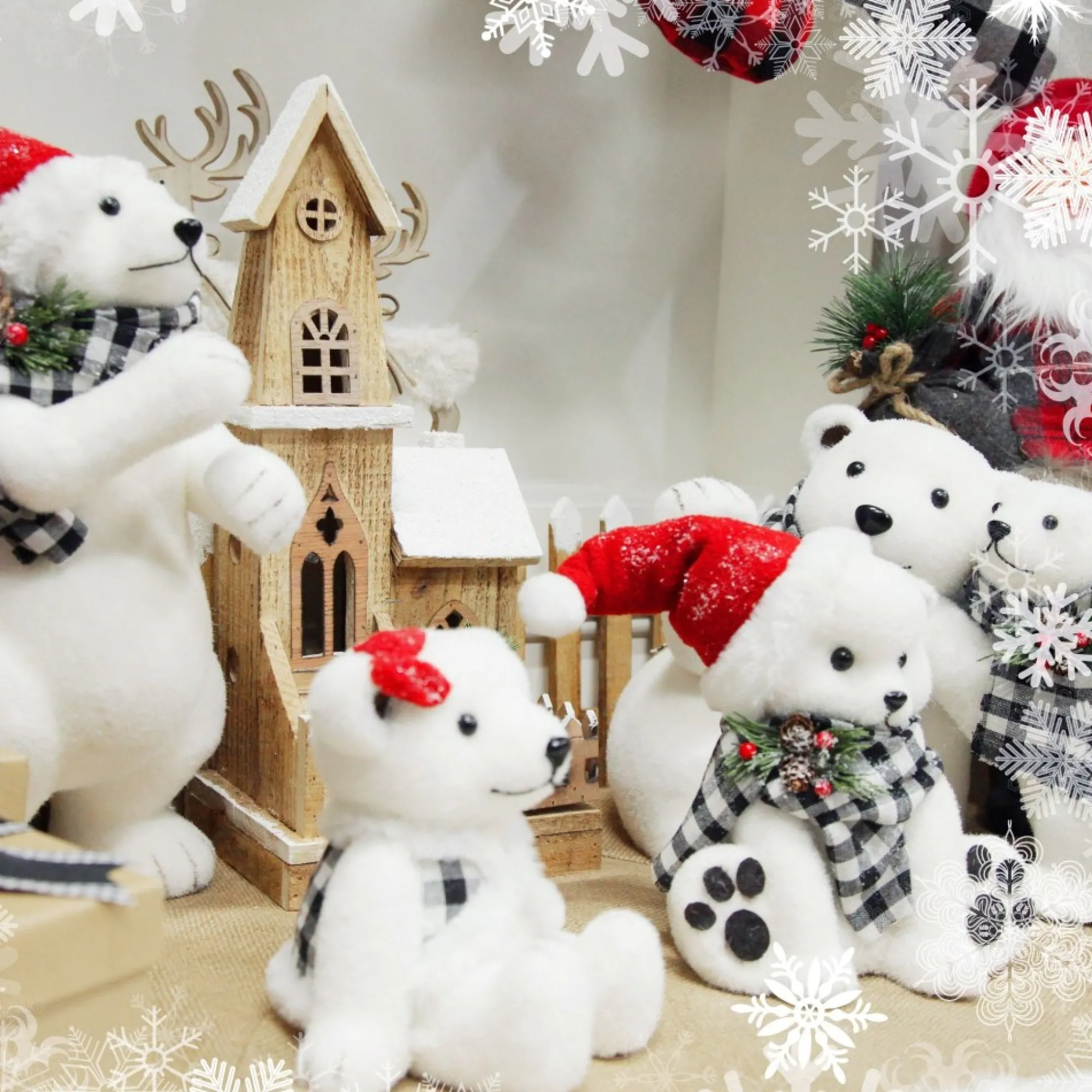 White Mother and Cub Polar Bears Hugging Clearance