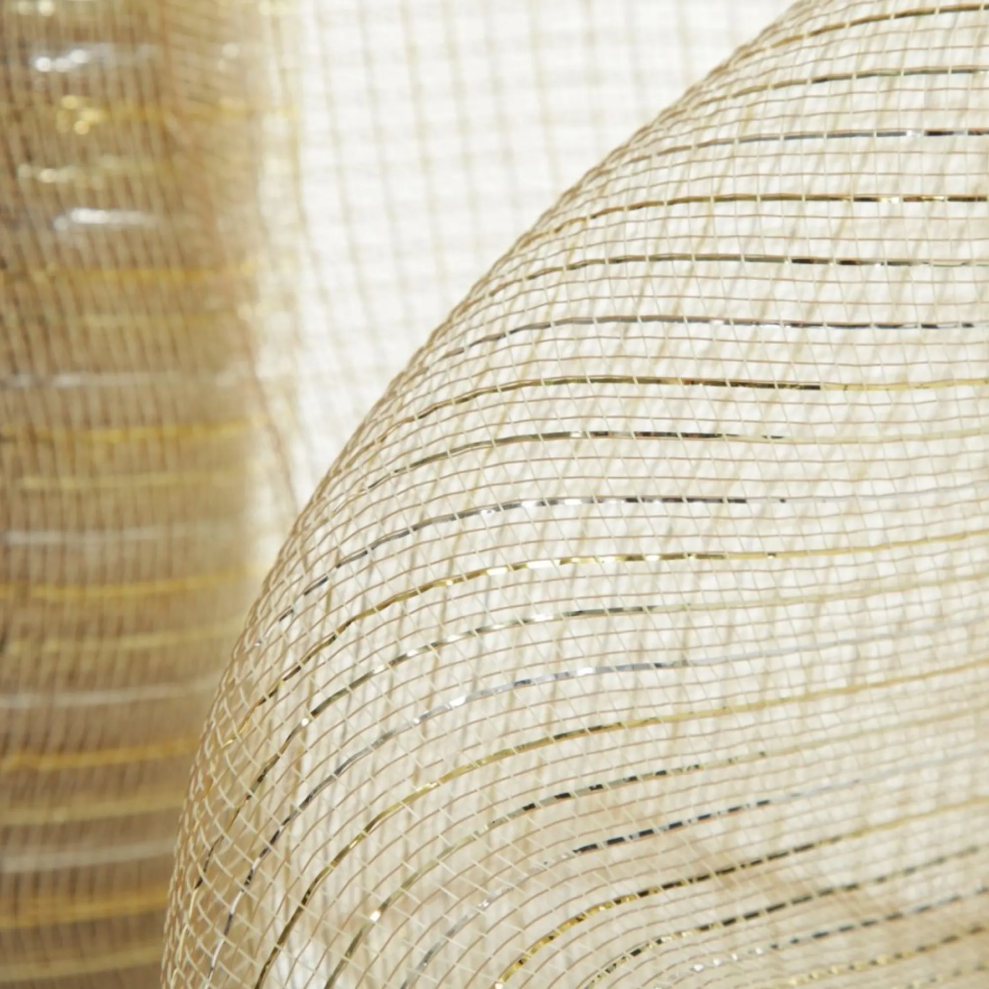 Wide Burlap Metallic Decomesh Roll Store