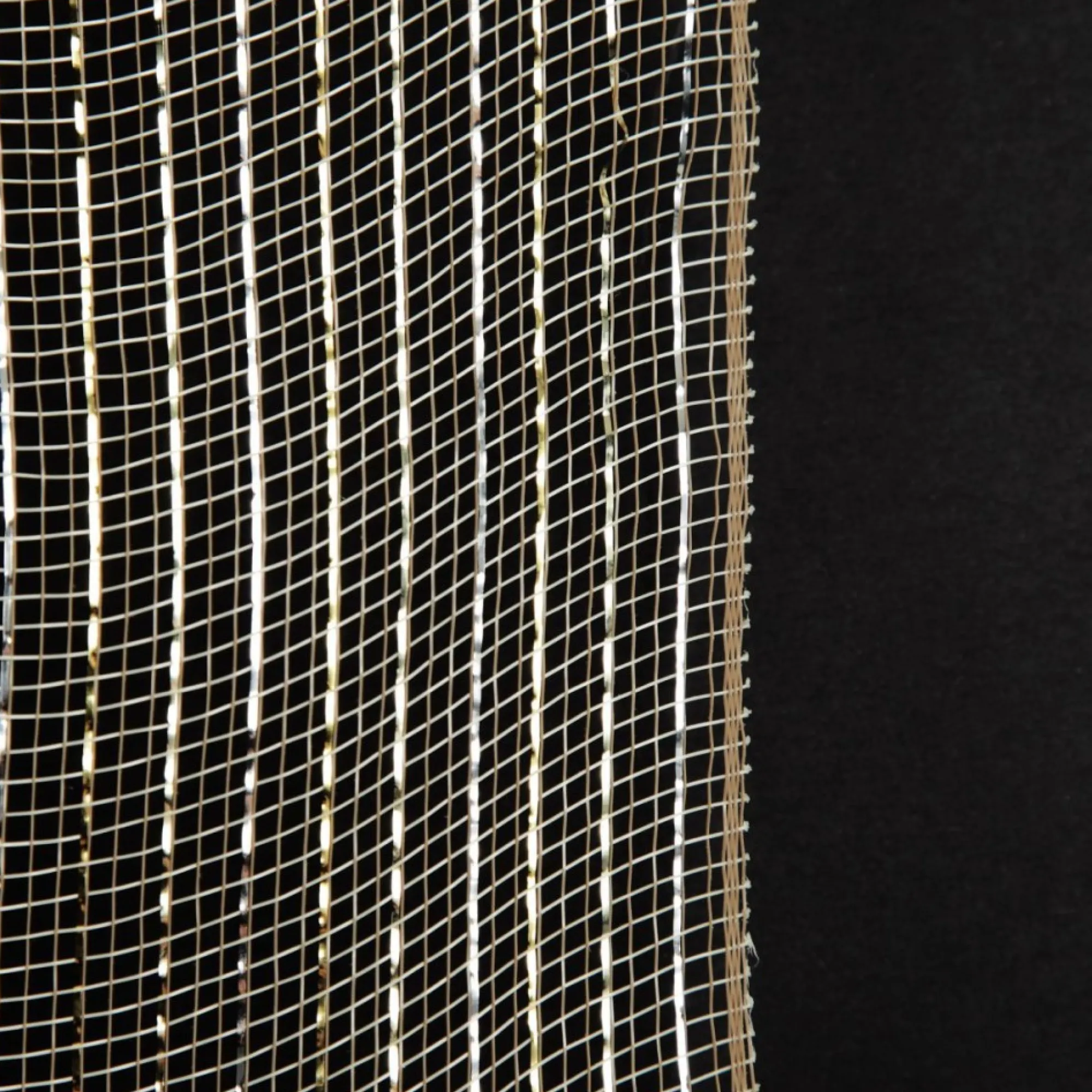 Wide Burlap Metallic Decomesh Roll Store